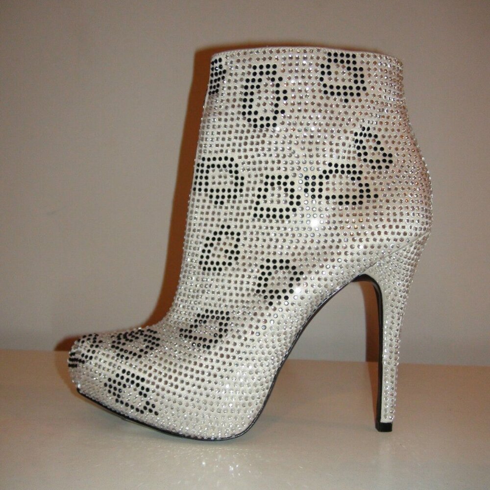 NWOB Report Signature Clarkson Rhinestone Bootie - Picture 2 of 6